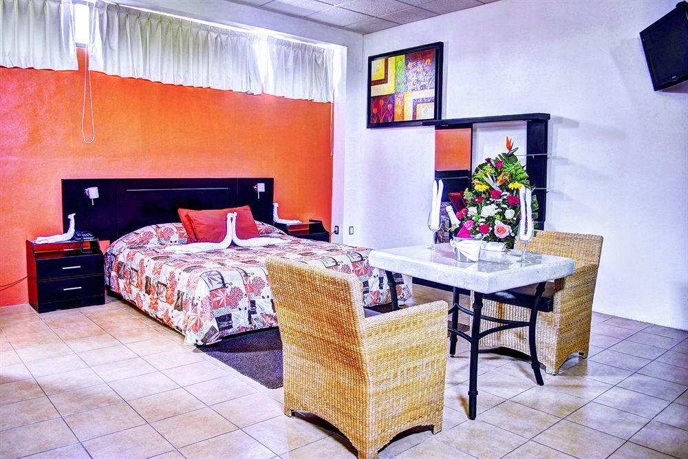 מורליה Hotel Real San Juan מראה חיצוני תמונה